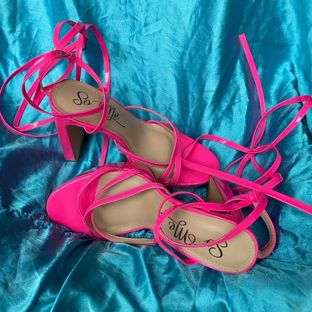 So Me Hot Pink Platform Lace Up Heels Size 9
